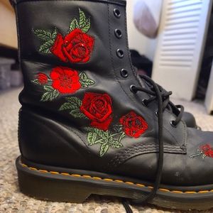 Leather floral lace-up 1460 Vonda boots [Dr. Martens] - size 11 women's